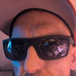 Foster Grant Black VR Glasses